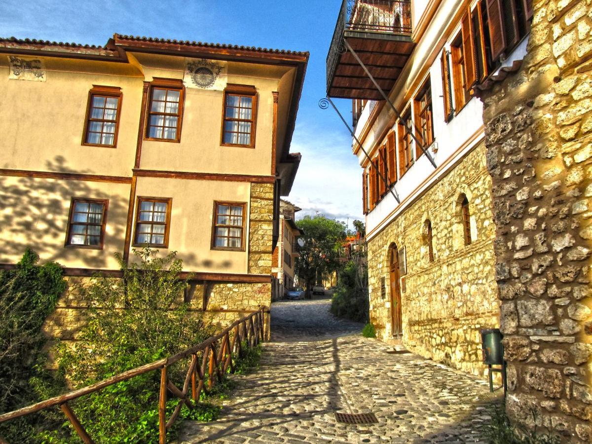 Veria Suite Экстерьер фото